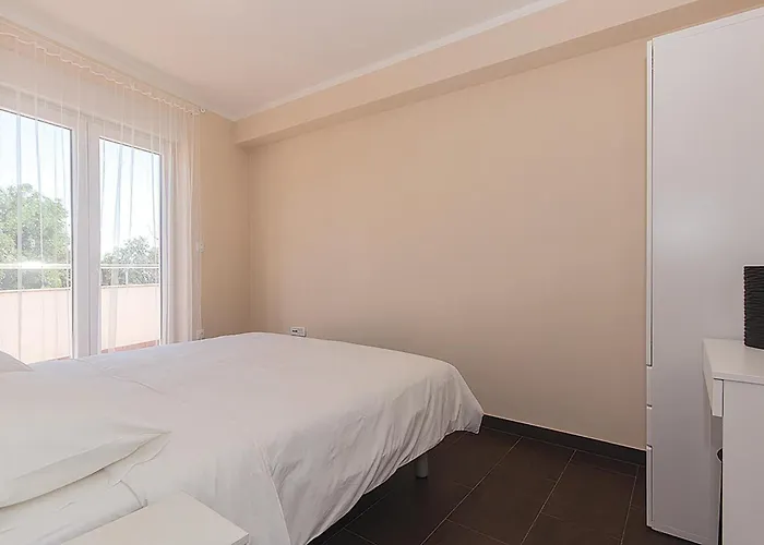 Mn-1863 Dom wakacyjny Medulin