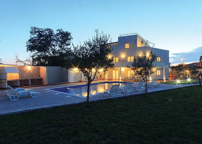 펜션 Mn-1863 메덜린